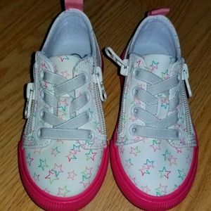 Like new Cat & Jack star sneakers with zippers